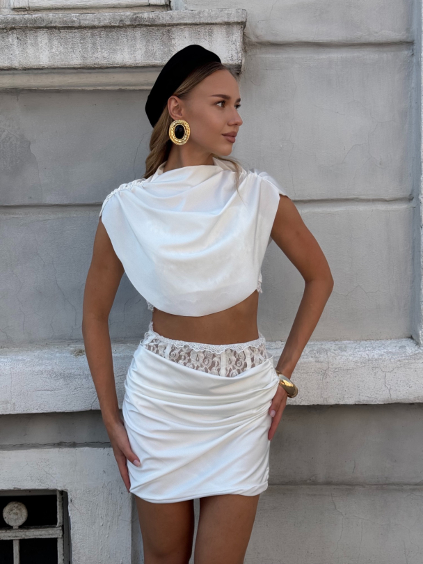 Пола Chelsear White