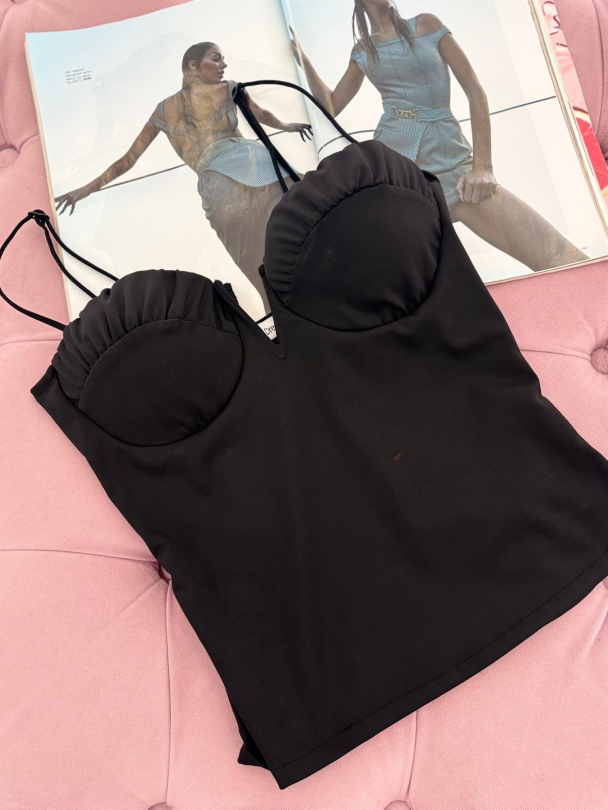 Топ Elara Black