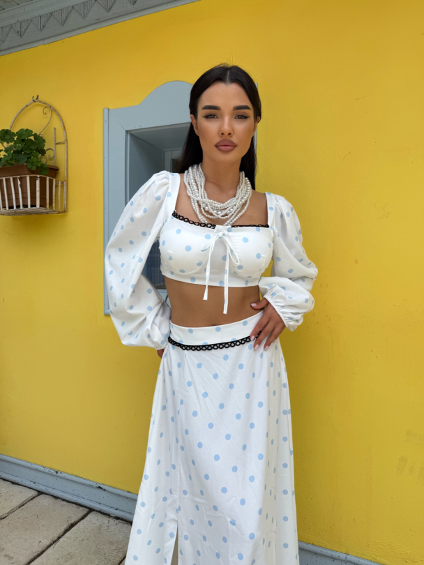 Топ Sesilla White