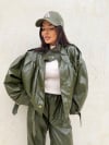 Яке Novvena Olive