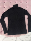 Черен пуловер Aurora