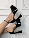 Лачени обувки Adela Black