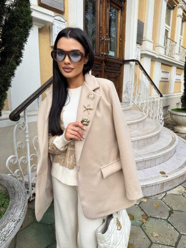 Блейзър Peonella Latte