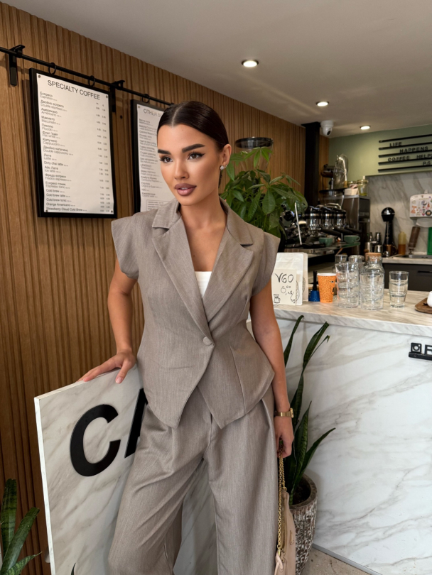 Елек Emiko Cappuccino