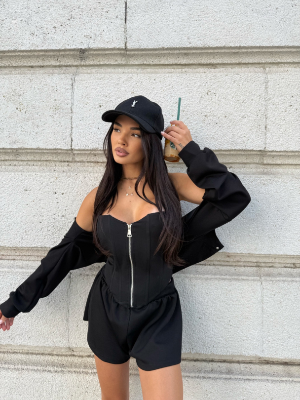 Къси панталонки Capella Black