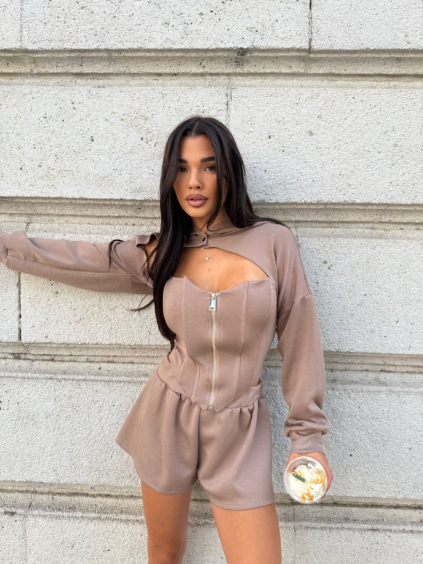 Къси панталонки Capella Milk Chocolate