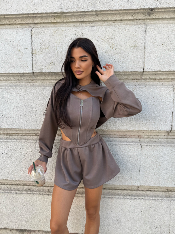 Къси панталонки Capella Mocha Mousse