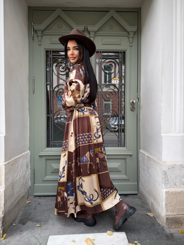 Пола Horsy Dark Chocolate