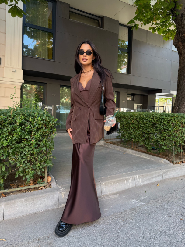 Пола Pester Chocolate