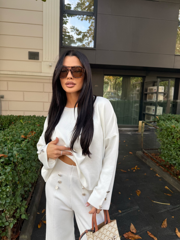 Пуловер Feral White