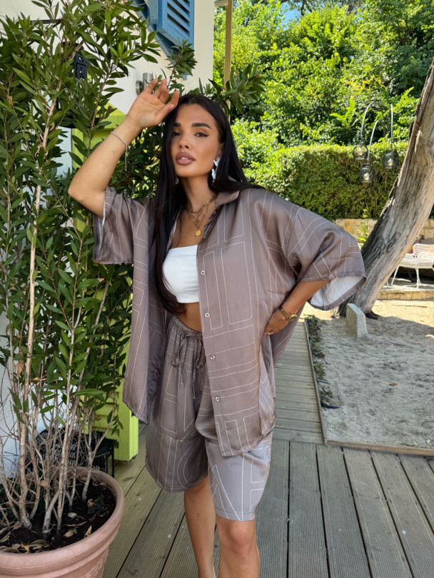 Риза сатен Figural Milk Chocolate