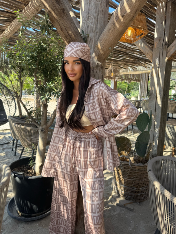 Сет риза и кърпа за глава Lambadas Latte