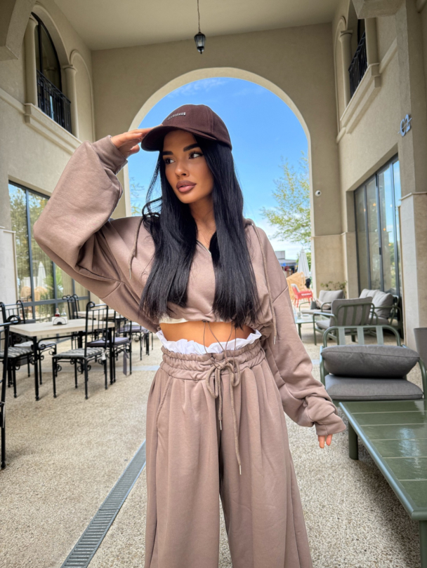 Суитшърт Avelyn Milk Chocolate