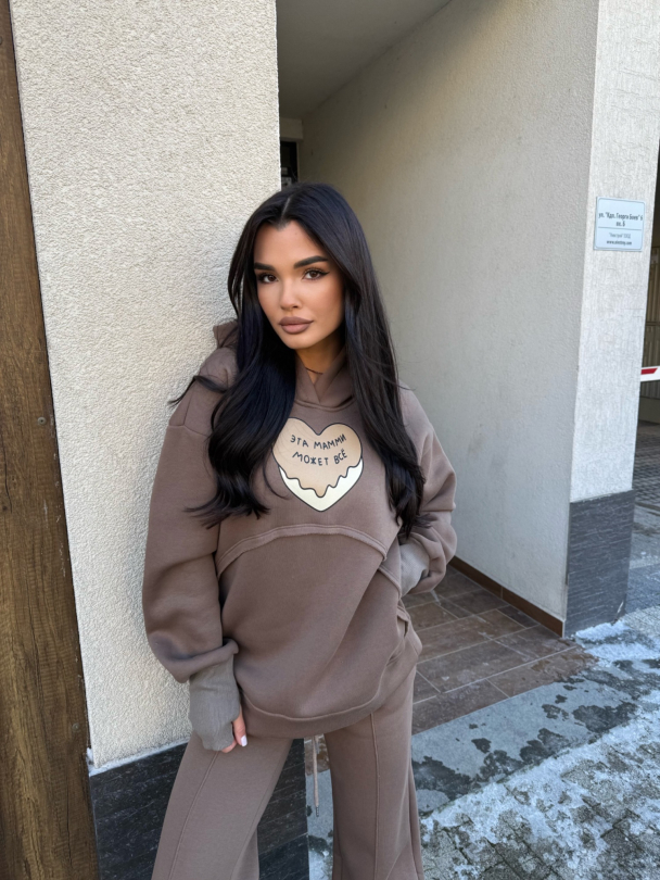 Суитшърт Power Mama Milk Chocolate