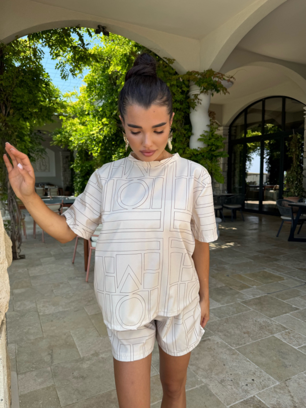 Teниска Minimal Crush Latte