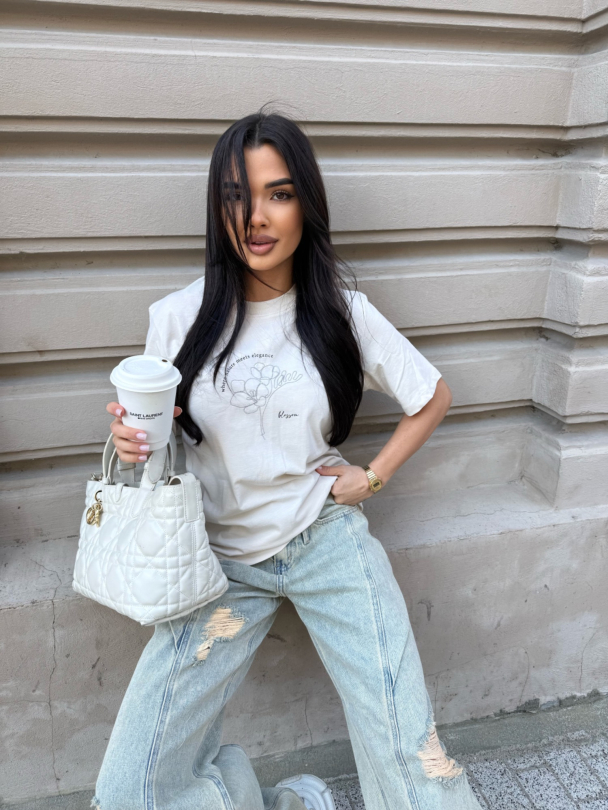 Тениска Nature Meets Elegance Oat Milk