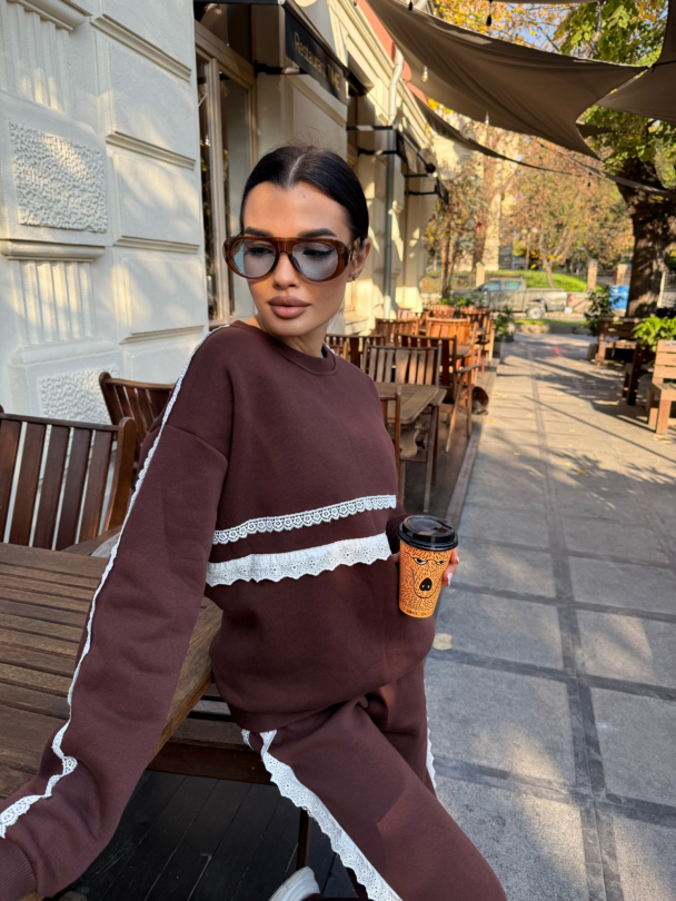 Ватирана блуза Peonella Chocolate