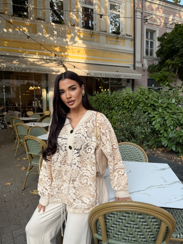 Жилетка бродерия Couture Latte