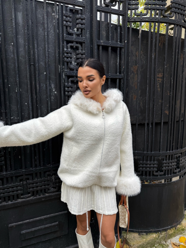 Жилетка City Calm Milky